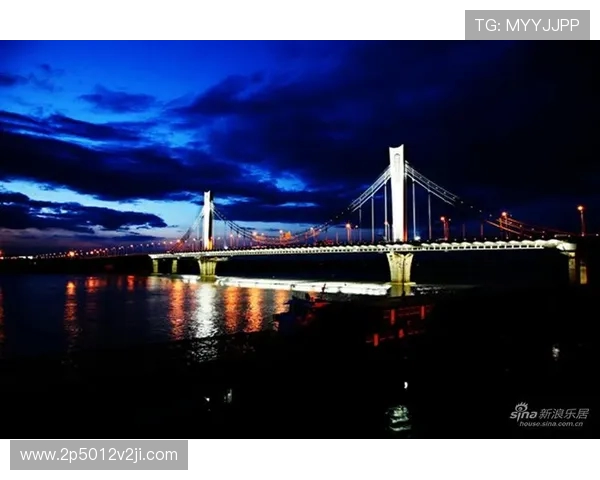 洪州大桥见证万人双向奔赴 南昌夜跑点燃全城热恋(1)